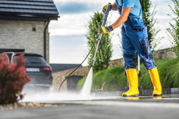 Best Restaurant Pressure Washing  in Circle Pines, MN