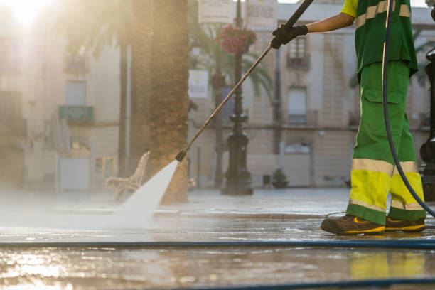 Best Gas Station Cleaning  in Circle Pines, MN